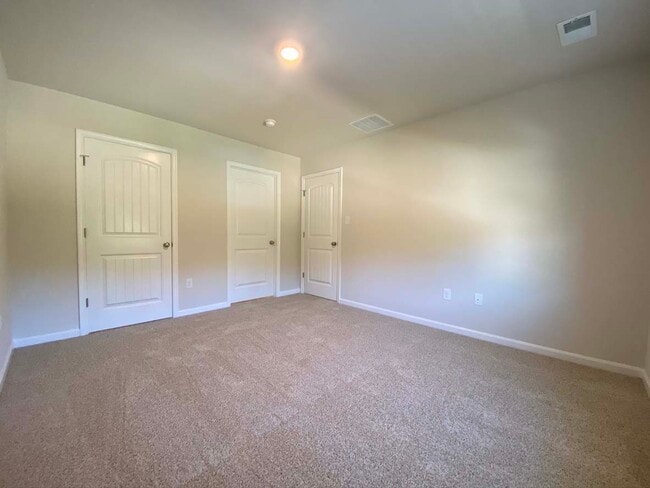 Building Photo - 407 Mardella Dr
