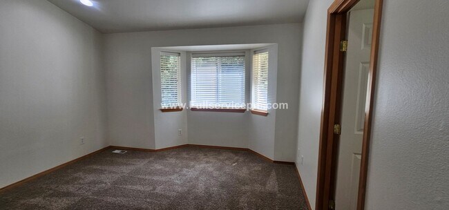 Building Photo - 22607 SE 287th Pl