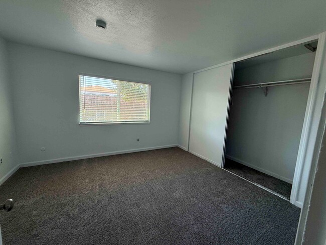 Building Photo - 8620 Tiogawoods Dr