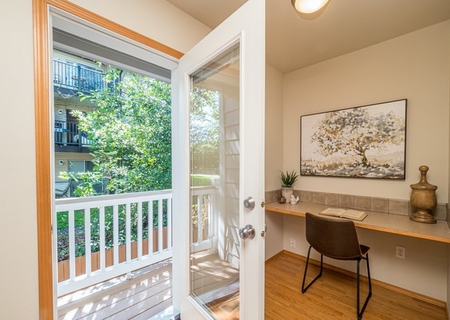 Building Photo - Bright and Modern 3bed Home in Perfect Location