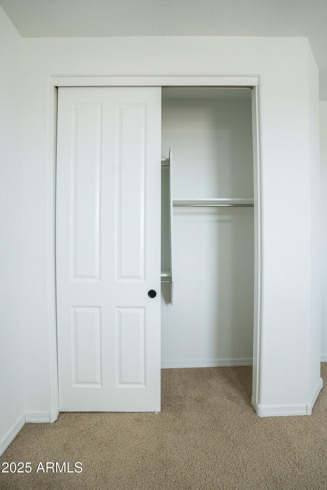 Building Photo - 4368 N Pioneer Dr