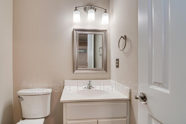 Building Photo - 766 Laurel Springs Ct