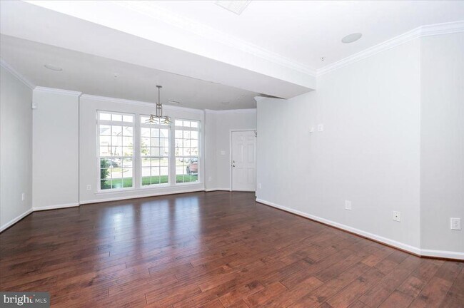Building Photo - 5059 Small Gains Wy