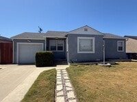 Building Photo - Charming Del Aire Home with A/C, Huge Backyard & Modern Upgrades!