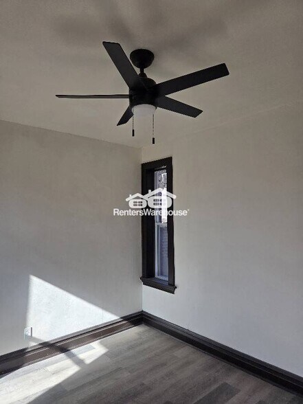 Building Photo - 5066-5068 W Florissant Ave