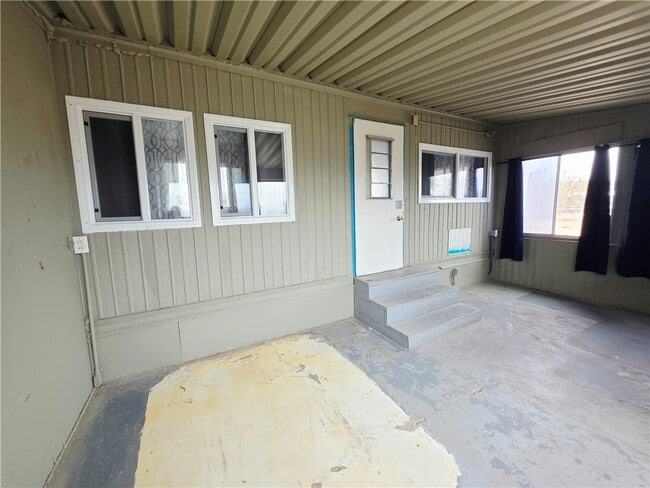 Building Photo - 1779 Artesia Dr