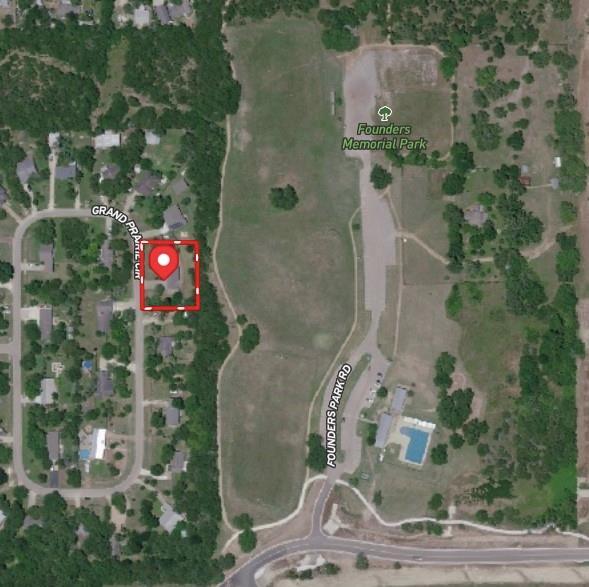 Building Photo - 600 Grand Prairie Cir