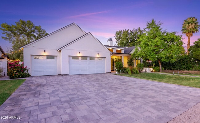 Building Photo - 2912 E Pierson St