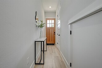 Building Photo - 2105 Sam Wilson St