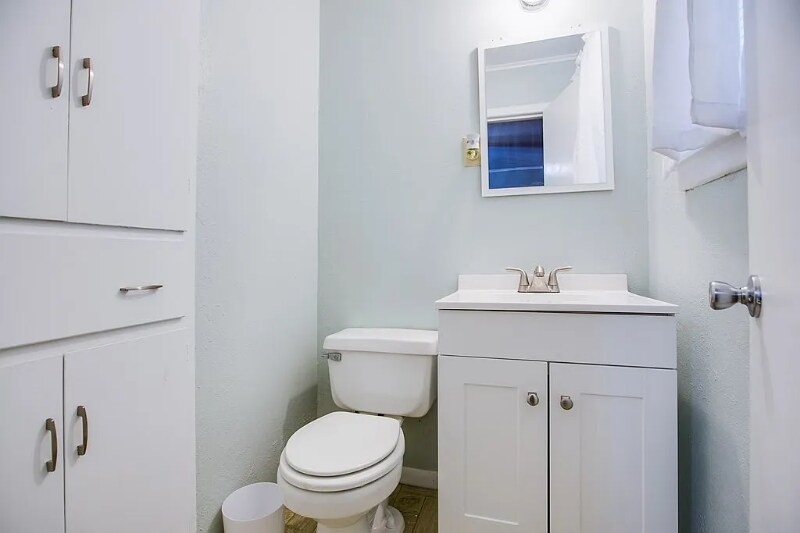 Building Photo - 2630 Jomar St