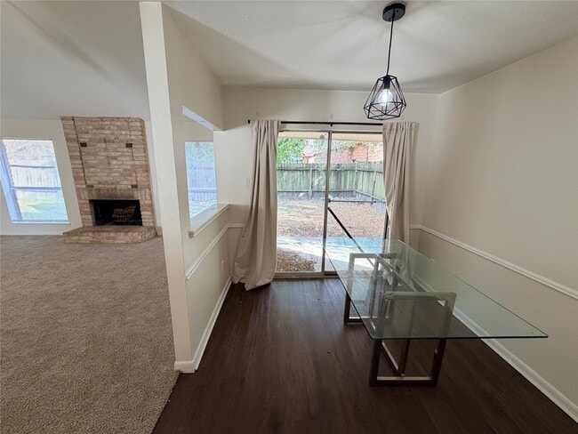 Building Photo - 1367 Gentle Bend Dr