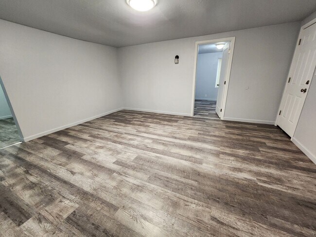 Building Photo - 3 Bedroom Home in Santa Clara!!