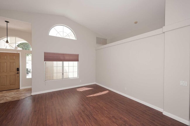 Building Photo - 6214 E Virginia St