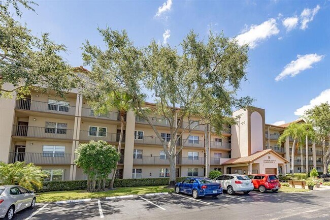 Building Photo - 1000 SW 125th Ave