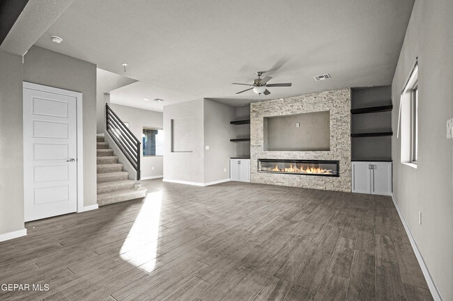 Building Photo - 6929 Black Mesquite Dr