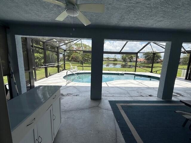 Building Photo - 847 Foresteria Ave