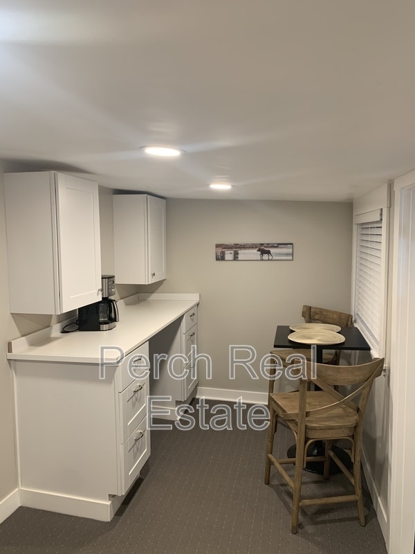 Building Photo - 2868 Benton St