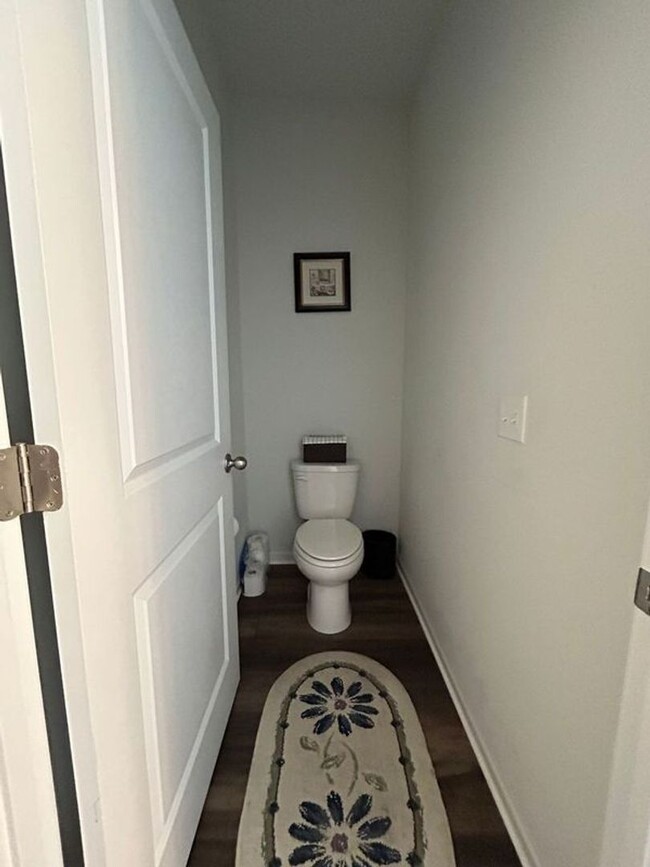 Building Photo - Charming home in Gated Community of Coffee...
