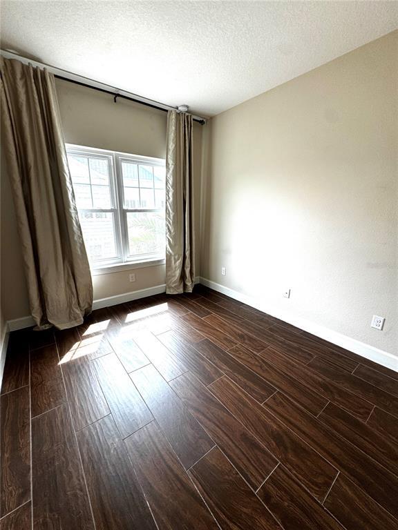 Building Photo - 3231 Nautical Pl S