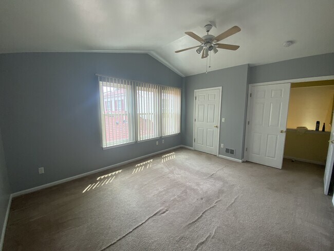 Building Photo - 3074 Ailsa Craig