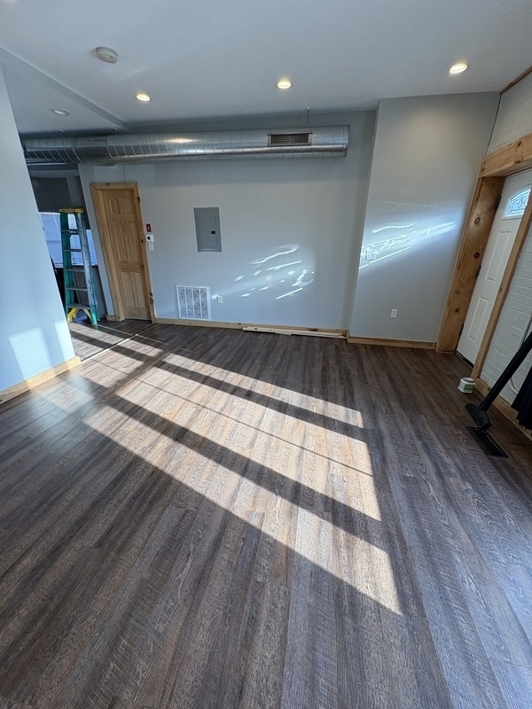 Building Photo - 3 102nd St