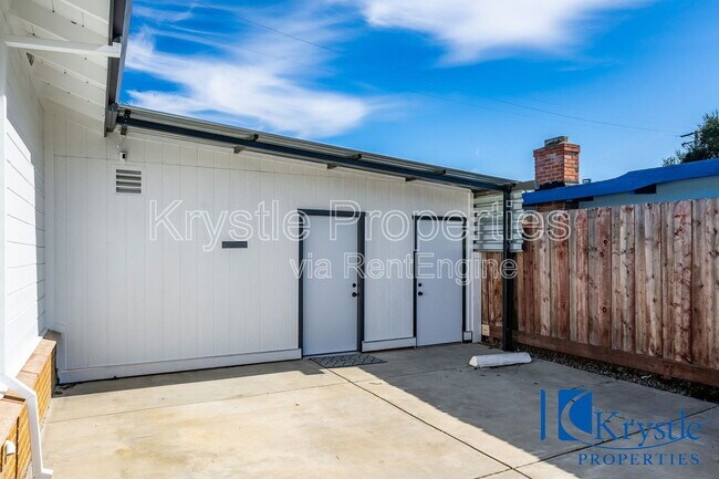 Building Photo - 118 Halabuk Ct