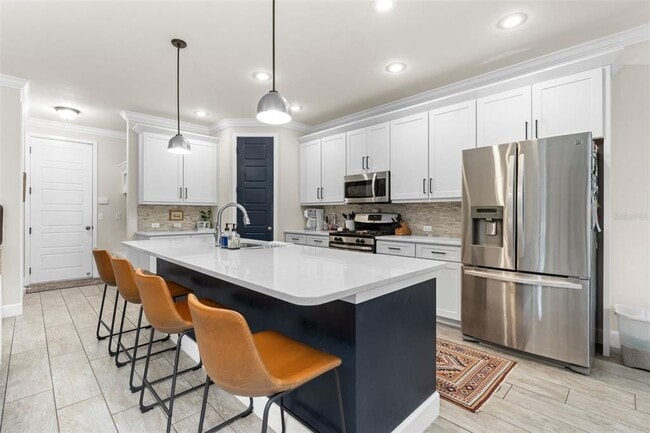 Building Photo - 7993 SW 79th Ln