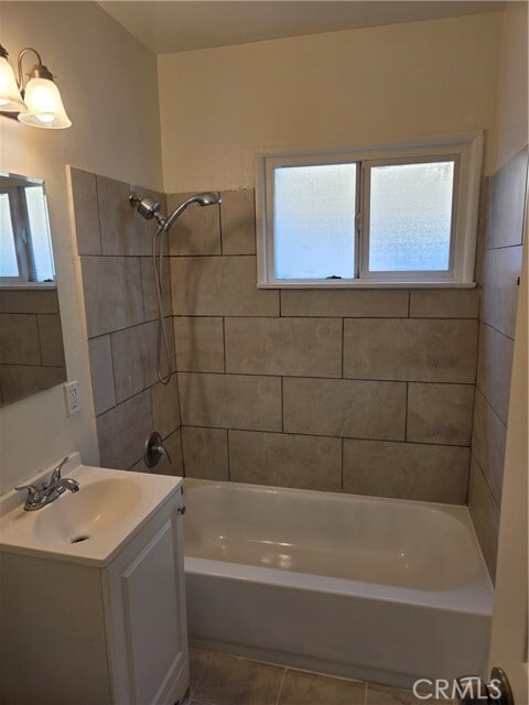 Building Photo - 1543 N Lugo Ave