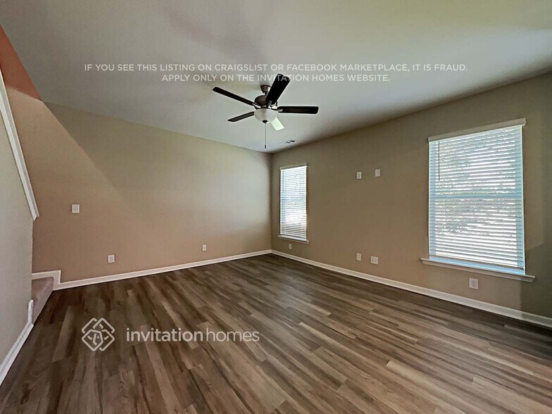 Building Photo - 178 Lantana Crossing