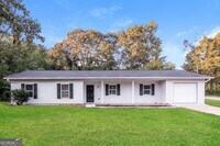 Building Photo - 430 Birch Ln SE