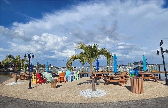 Building Photo - 2601 Gulf Dr N