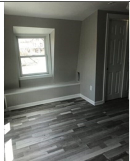 Building Photo - 847 Washington St