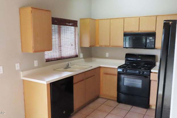 Building Photo - 4641 S Fenwick Dr
