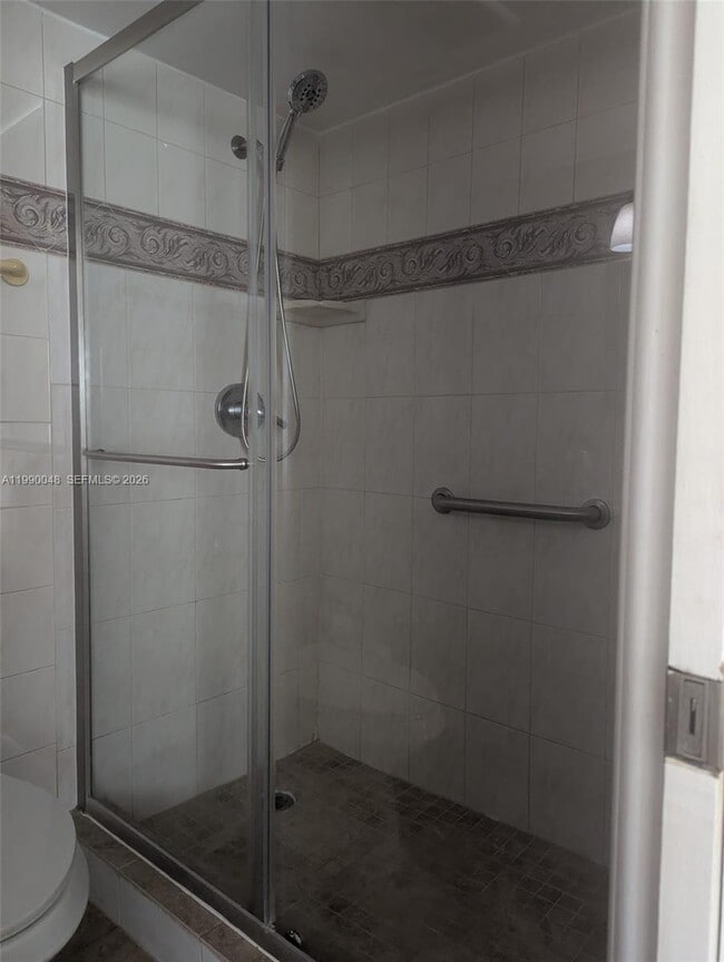 Building Photo - 17560 Atlantic Blvd