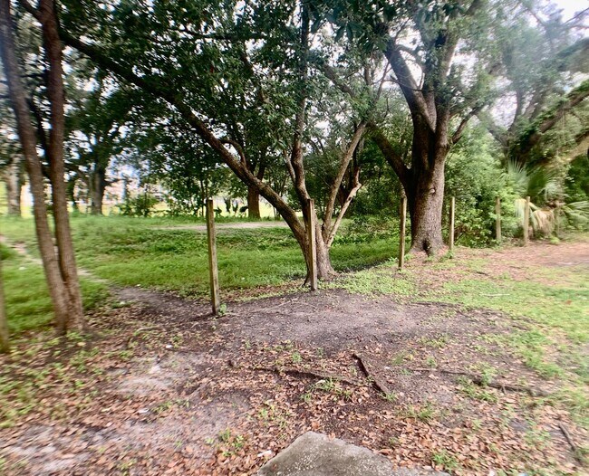 Building Photo - 1114 Birchwood Ct