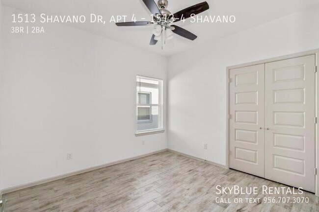 Building Photo - 1513 Shavano Dr