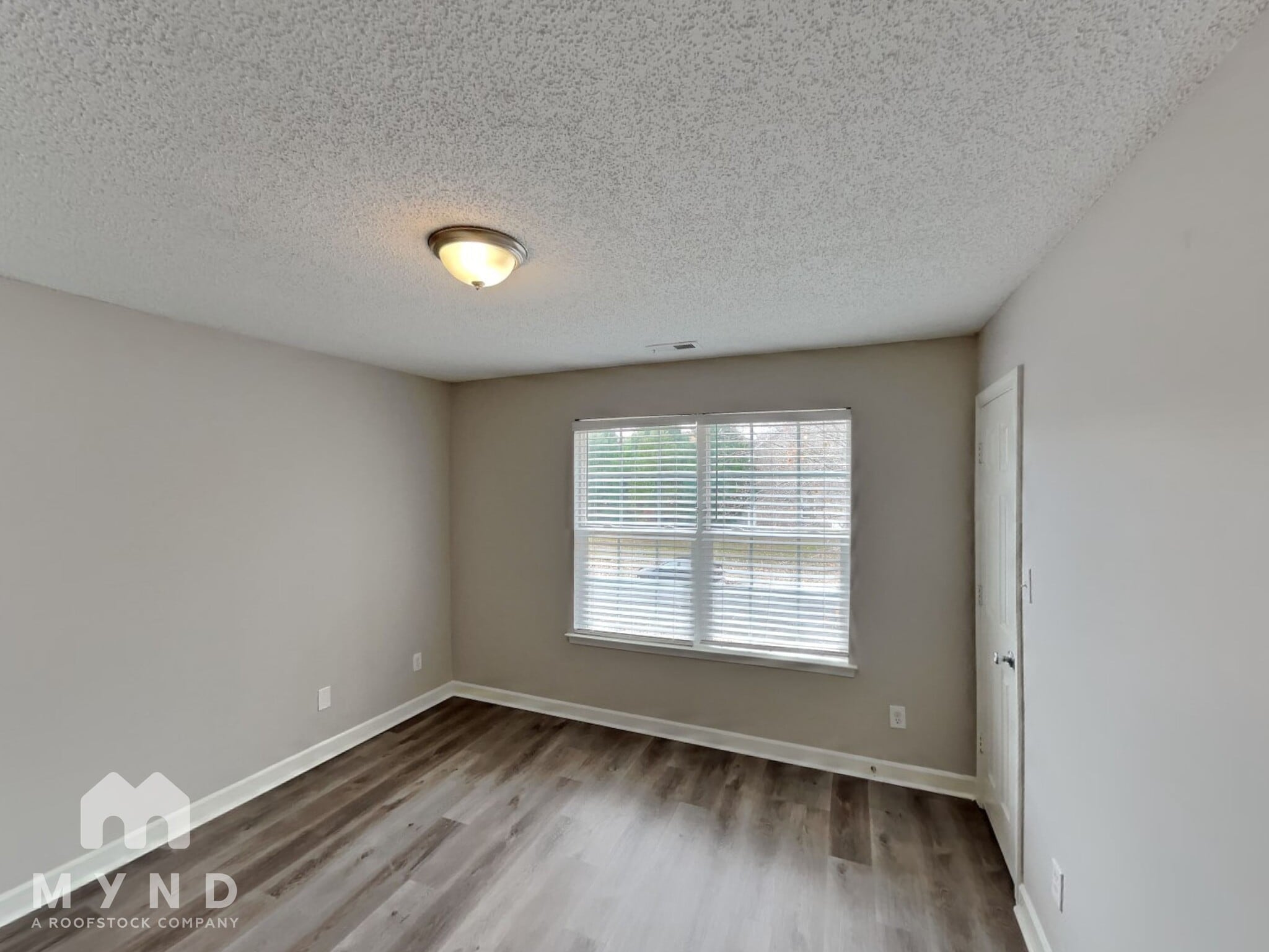 Building Photo - 2006 Harrison Park Dr