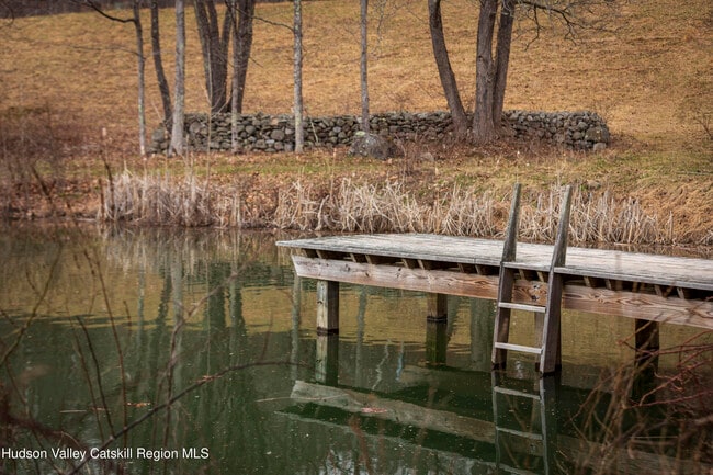 Building Photo - 94 Cherry Hill Rd