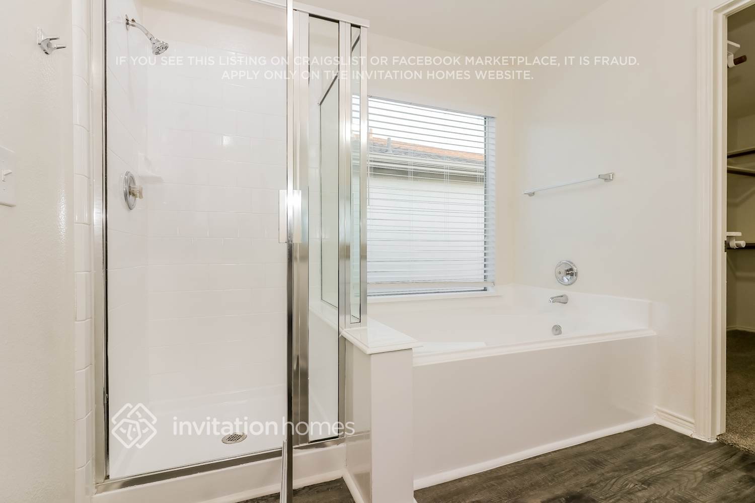 Building Photo - 21407 Somerset Park Ln