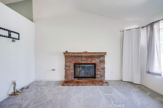 Building Photo - 22895 Temet St