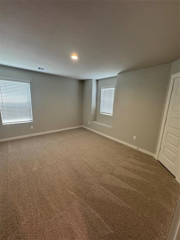 Building Photo - 2627 Village Side Trl