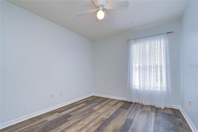 Building Photo - 6010 Skylarkcrest Dr