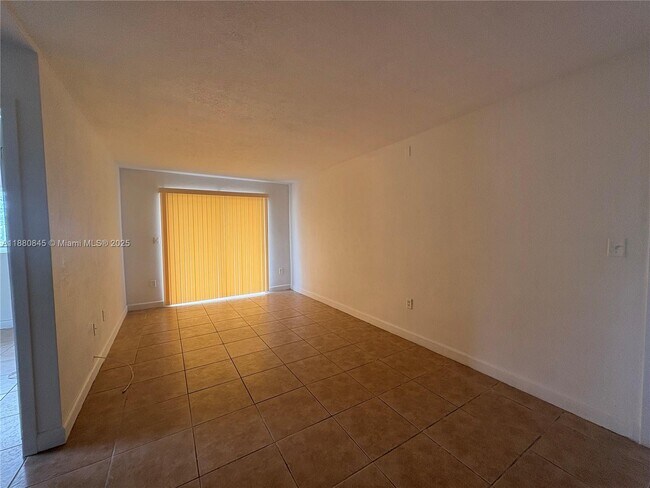 Building Photo - 8045 NE 1st Ave