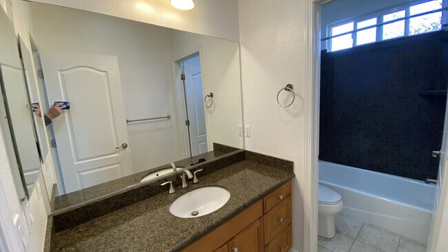 Building Photo - Mountain House Home Spacious 4 Bedroom, 3.5 Bath Home with Bonus Loft