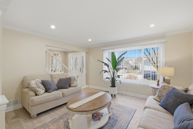 Building Photo - 1107 Popes Creek Cir