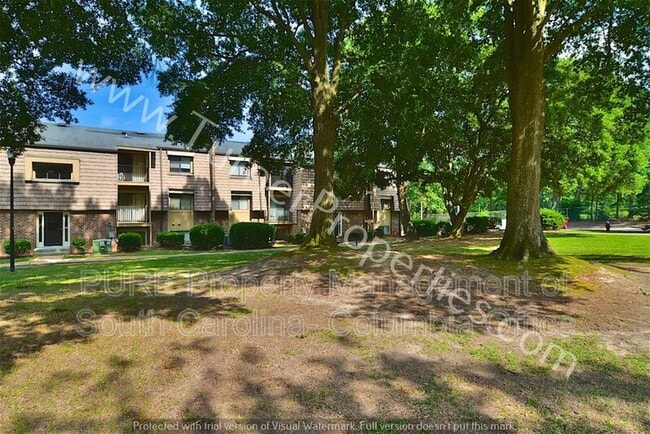 Building Photo - 411 Old Manor Rd