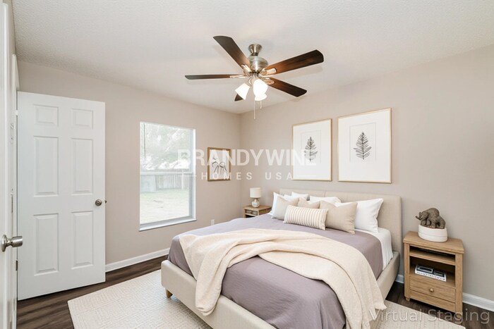 Building Photo - 11704 127th Ave N