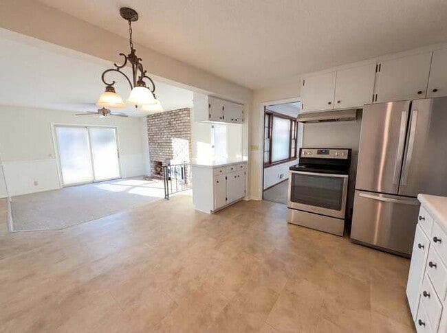 Building Photo - 973 Bidwell St