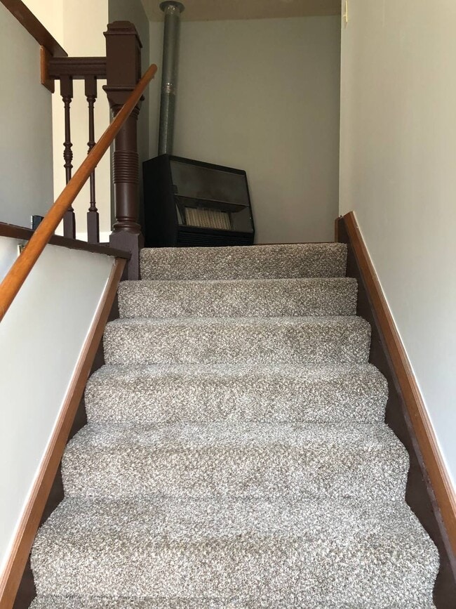 Building Photo - 222 Ottawa