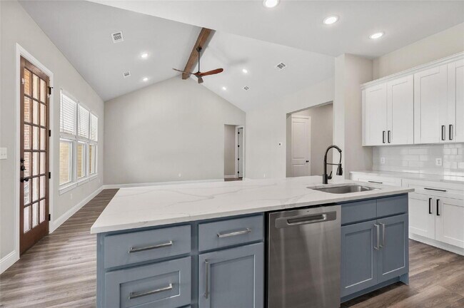 Building Photo - Private Water Views on Nearly 0.70 Acre Lot